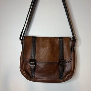 Fossil Men's Messenger Crossbody Satchel Brown Leather Bag Two Tone
